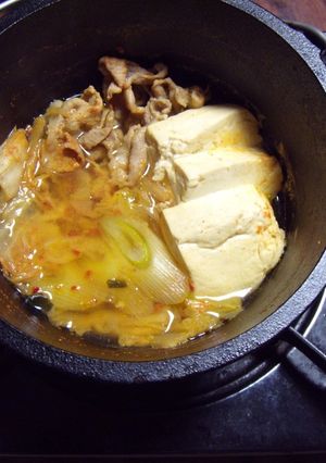アウトドア気分の簡単鍋-レシピのメイン写真