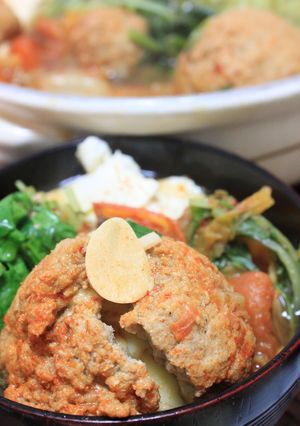 野菜とおからチーズハンバーグのキムチ鍋。-レシピのメイン写真
