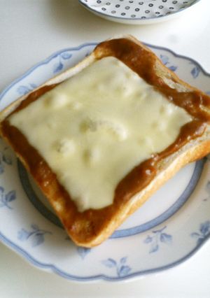 手抜きオープンカレーパン♪-レシピのメイン写真