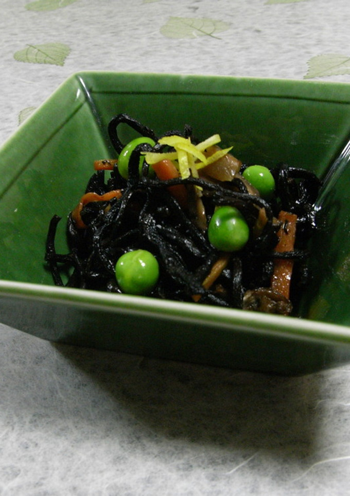 柚子でさっぱり☆ひじきの煮物-レシピのメイン写真