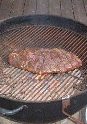 漬けて焼くだけ牛肉のフランクステーキ　ＢＢＱ ver.-レシピのメイン写真