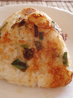 ねぎみそチーズ焼きおにぎり-レシピのメイン写真