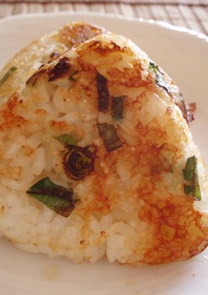 ねぎみそチーズ焼きおにぎり-レシピのメイン写真
