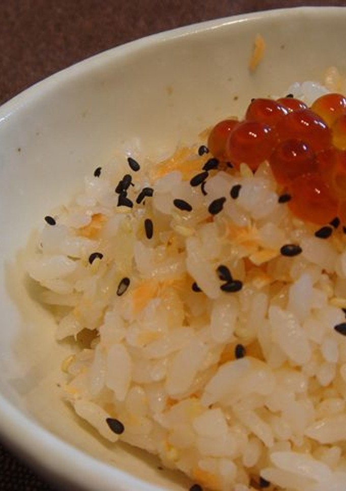 冷え性さん必見！鮭と生姜の炊き込みごはん-レシピのメイン写真