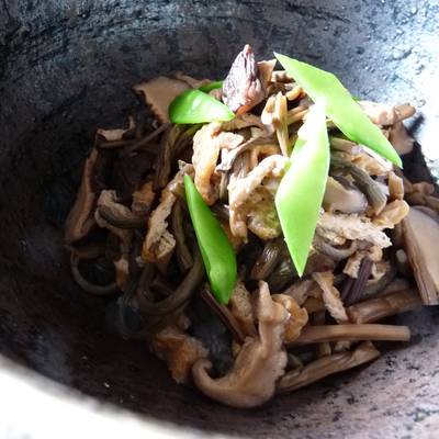 ゼンマイと干し椎茸の炊き合わせ by 真さん 【クックパッド