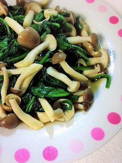 しめじとほうれん草の簡単ソテー♪-レシピのメイン写真