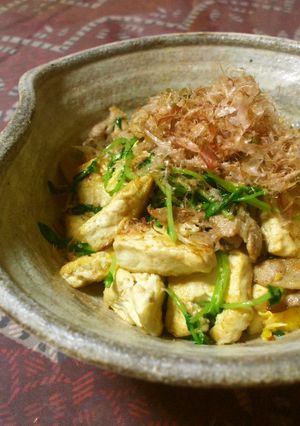 豆苗と豆腐のチャンプル-レシピのメイン写真