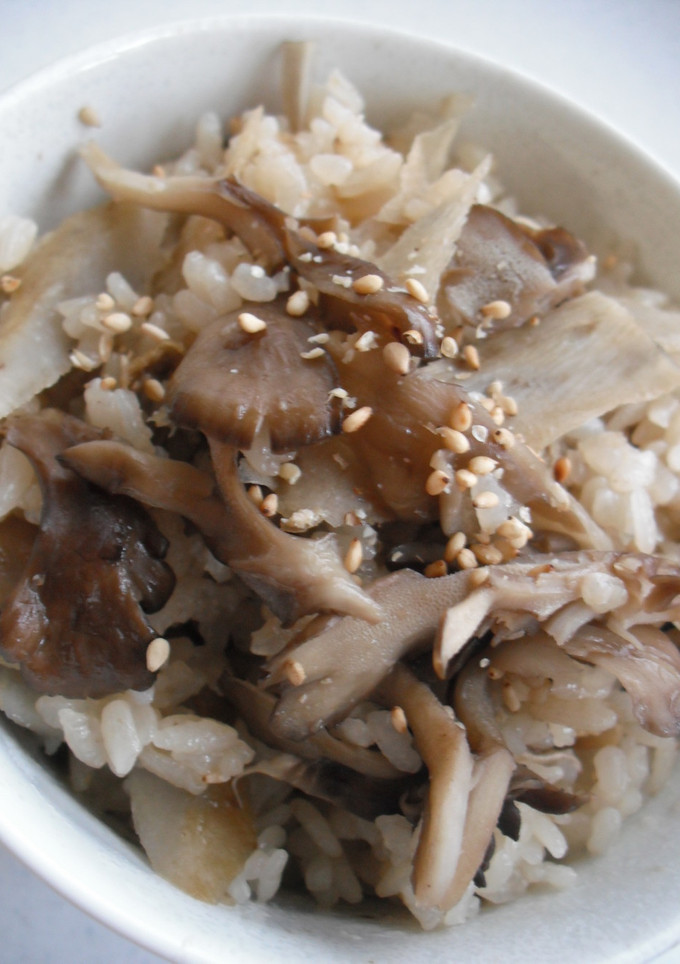 舞茸とごぼうの炊き込みご飯-レシピのメイン写真