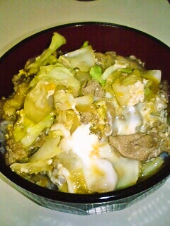 豚とキャベツの☆たまご丼-レシピのメイン写真
