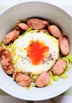 ソーセージ卵千切りキャベツ丼！簡単ランチ！夕飯も-レシピのメイン写真