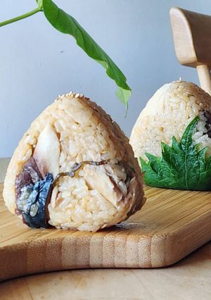 日本一簡単☆体に優しいおにぎり☆さばご飯-レシピのメイン写真