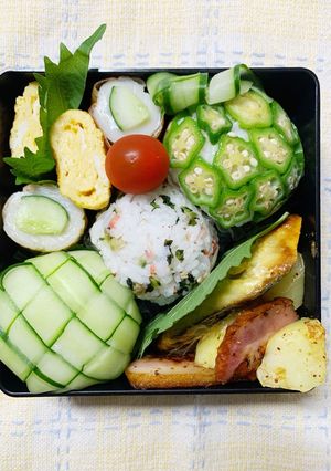 8/25ﾖｯﾁｬﾝ☆夏野菜おにぎり弁当-レシピのメイン写真