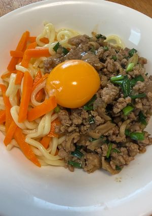 どうせ混ぜるから許して。台湾風まぜそば-レシピのメイン写真