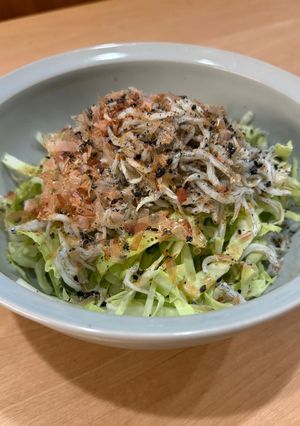 キャベツとしらすのサラダ⭐︎居酒屋風⭐︎味付け簡単-レシピのメイン写真
