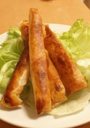 柿と生ハムのエスニック春巻き-レシピのメイン写真