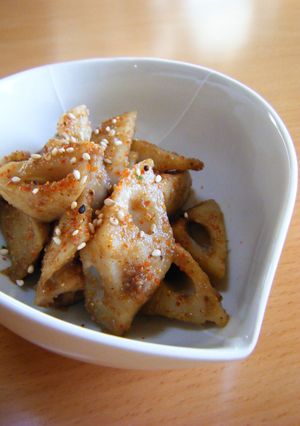 *レンコンのたっぷり胡麻あえ*-レシピのメイン写真