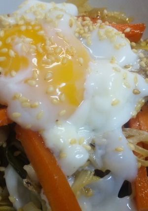すき焼きのタレで作る♬具沢山ピリ辛丼♫-レシピのメイン写真