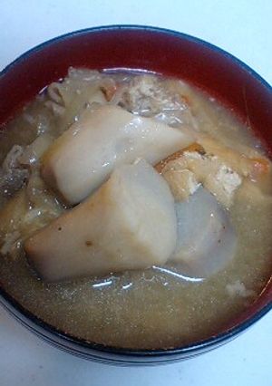 お芋ゴロゴロ☆美味しい豚汁-レシピのメイン写真