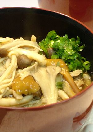 きのこ4種の味噌煮込みうどん-レシピのメイン写真
