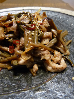 豚肉とゼンマイの辛味炒め-レシピのメイン写真