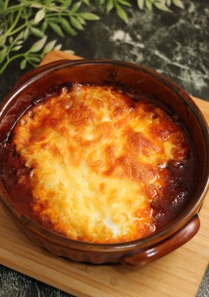 簡単！牛赤ワイン煮リメイクチーズ焼き-レシピのメイン写真