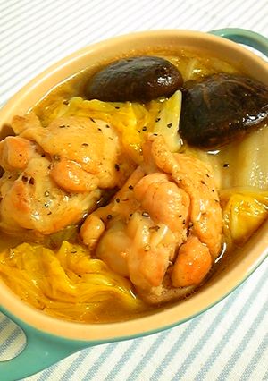 白菜と手羽元のオイスター煮込み　土鍋で♪-レシピのメイン写真