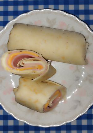 ブリトー(ハムチーズ・ツナマヨコーン)🇲🇽-レシピのメイン写真