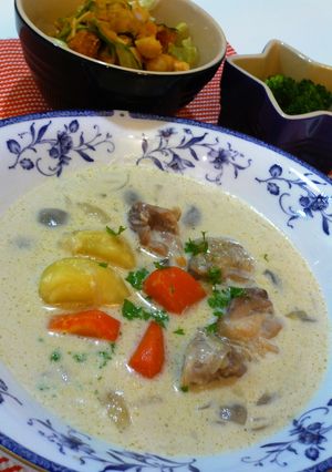 簡単!ホワイトシチュー-レシピのメイン写真