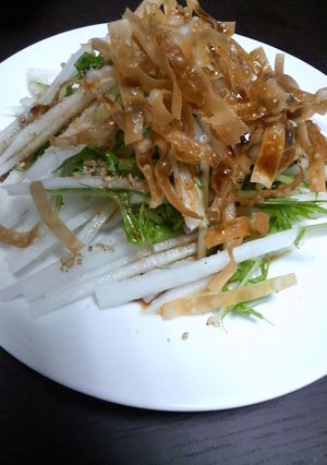 簡単♪　水菜と大根のカリカリサラダ-レシピのメイン写真