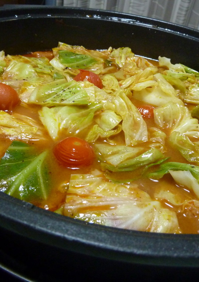 カレー風味のスパイシートマト鍋-レシピのメイン写真