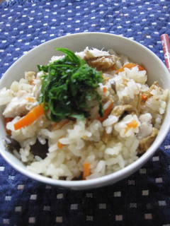 割烹白だしで鰆(魚)の炊き込みご飯-レシピのメイン写真