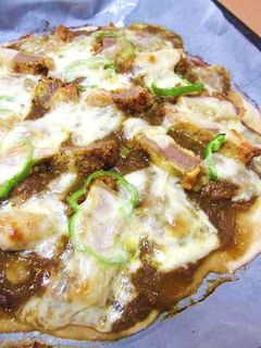 カツカレーピザ-レシピのメイン写真