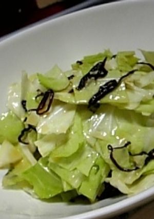 ・・やみつき塩昆布キャベツ・・-レシピのメイン写真