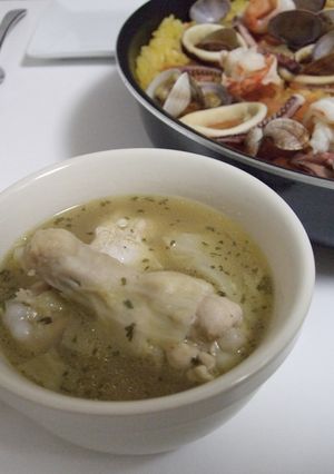 キャベツと手羽元のスペイン風スープ-レシピのメイン写真