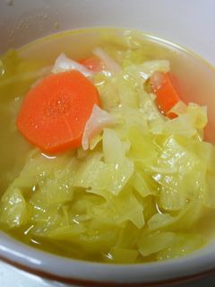 にんじんとキャベツのスープ-レシピのメイン写真