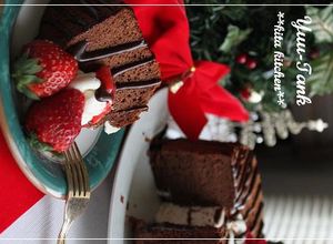 クリスマスも～チョコレートシフォンケーキ-レシピのメイン写真