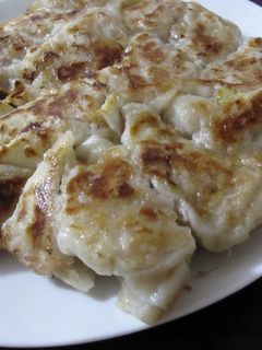 ノンオイル♪ 皮も手作りの餃子-レシピのメイン写真