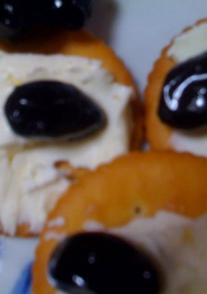 ON THEリッツｸﾘｰﾑﾁｰｽﾞ＆黒豆-レシピのメイン写真
