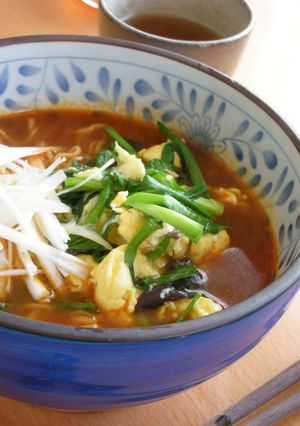 簡単！韮卵のっけて♪味噌ラーメン-レシピのメイン写真