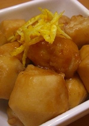 鶏皮でコク味ＵＰ☆里芋の煮こっろがし-レシピのメイン写真