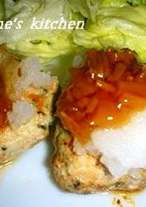 お茶漬けのもとで作る・鶏挽肉のハンバーグ-レシピのメイン写真
