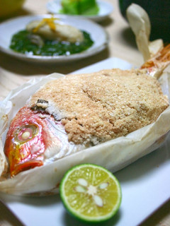 小さな鯛の塩釜焼き*柚子風味-レシピのメイン写真