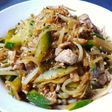 豚肉ときゅうりのにんにく味噌炒め
