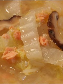 白菜と鮭フレークのお味噌汁-レシピのメイン写真