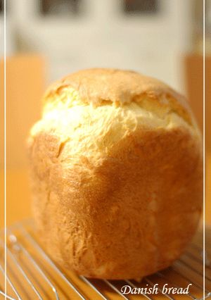 ＨB天然酵母deデニッシュ風食パン-レシピのメイン写真