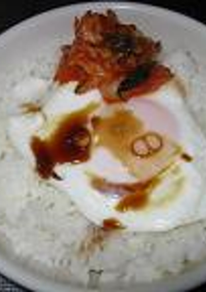 簡単朝ごはん：韓国風目玉焼き丼-レシピのメイン写真