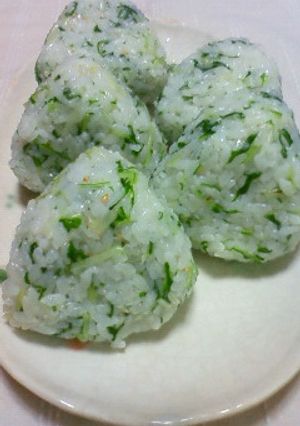 シンプルが美味しい♪水菜のおにぎり☆-レシピのメイン写真