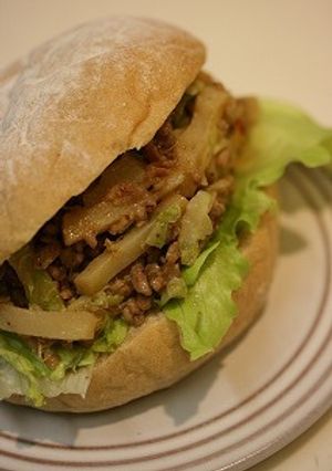 挽肉とキャベツ＆ジャガイモのサンド-レシピのメイン写真