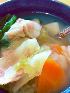 たっぷり野菜とベーコンのコンソメスープ-レシピのメイン写真