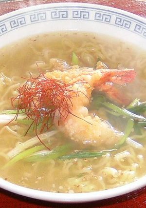 中華三昧（北京風）で天ぷらラーメン-レシピのメイン写真